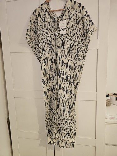 Abito nuovo con etichette - , zara