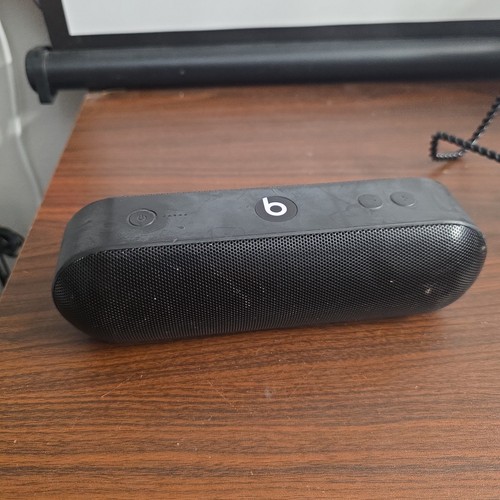 Apple beats pill plus a1680 - pill,