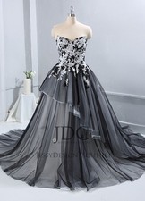 Abito da sposa ricamo perle