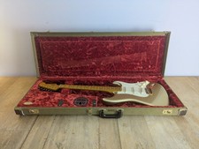 Stratocaster oro Squier by