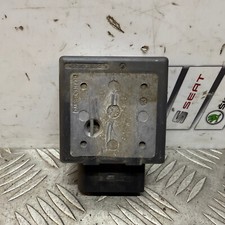 AUDI Q3 FUEL PUMP CONTROL