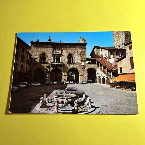 Bergamo piazza vecchia fontana - bergamo,