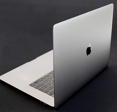 Apple macbook pro 2018 - pro,