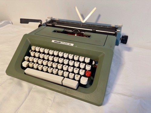 Macchina scrivere olivetti - da,