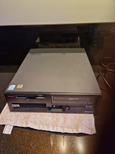 Macchina vintage ibm - vintage, think