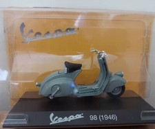 Modellino grigio Vespa