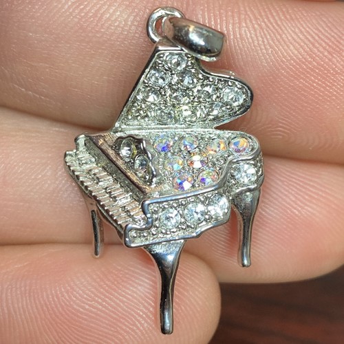 Ciondolo ciondolo strass
