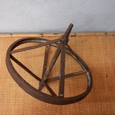 Antica Vecchia Ruota In Ferro Battuto