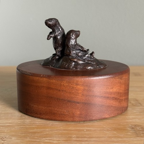 Scultura cane prateria bronzo