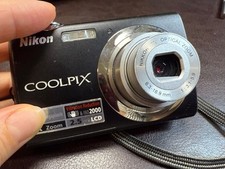 ikon Coolpix S220 – Fotocamera Digitale – Funzionante