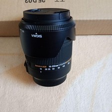 Sigma 18-250mm f/3.5-6.3 HSM