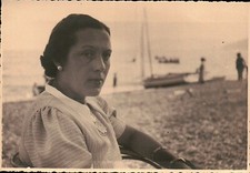 FOTO ANNI 30 - SIGNORA SEDUTA