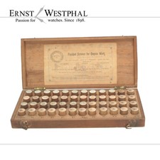 Assortimento di viti antiche