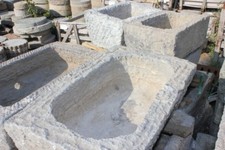 VASCA IN PIETRA DA 50 a55cm con FORO DI SCARICO DA 5 LAVANDINO FIORIERA GIARDINO