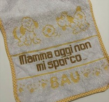 BAVETTA BAVAGLINO CON RICAMO A PUNTO CROCE - scritta e colori personalizzata