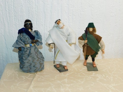 Confezione figure per - di,