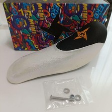 Gipsy GS-913 Racing Sella Stretta Bianco Perla Nero Leggera 125g Runbike