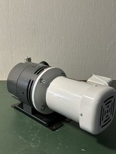 Pompa a secco ad alto vuoto