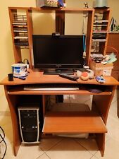 scrivania tavolo porta pc