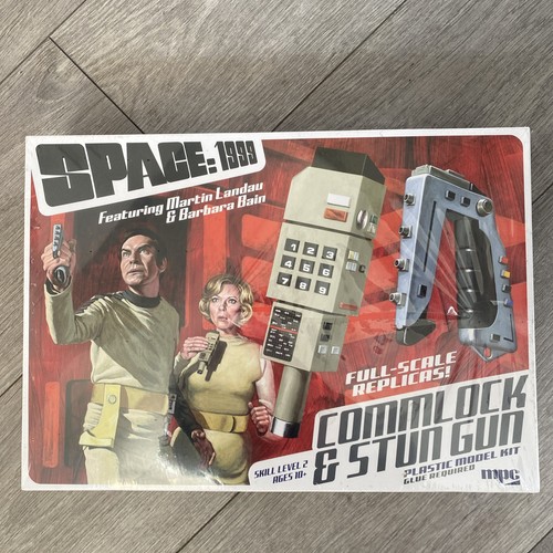 Space 1999 commlock stun gun - &,