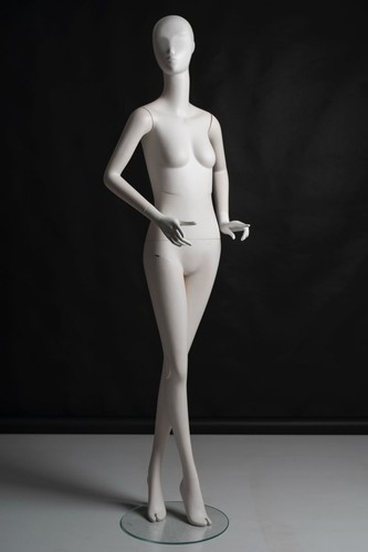 Manichino femminile stilizzato
