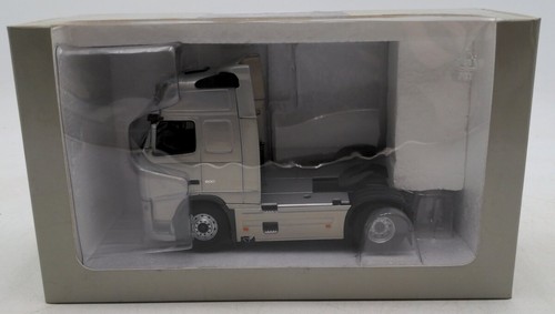 Motorart 10120 scale - motorart, 1:43