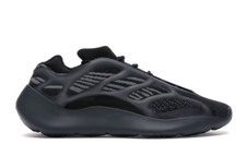 M 10 Adidas Yeezy 700 V3 Alvah