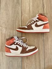 Air Jordan 1 MID Retro