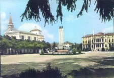ag591 cartolina noventa vicentina piazza iv novembre con monumento ai caduti 