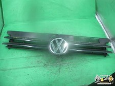 GRIGLIA ANTERIORE PER VOLKSWAGEN Golf 4 Berlina 980/2024 (97>03)