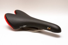 Fi'zi:k Pave Giro Sella Bici