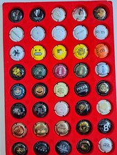 Lotto capsule di spumante