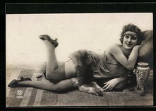 Ak Donna Con Giarrettiere IN