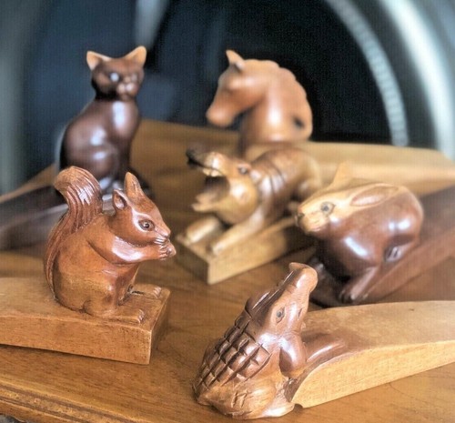 Fermaporta legno intagliato - legno,