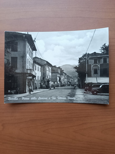 Busalla piazza - genova, )