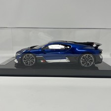 Bugatti Divo (Atlantic Blue)
