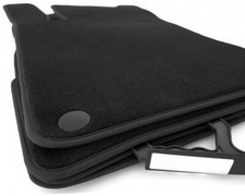 NUOVI tappetini Mercedes