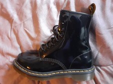 Stivali da combattimento nuovi