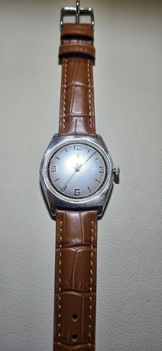 Orologio meccanico manuale