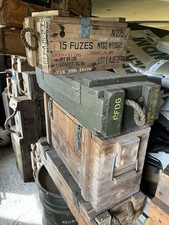 CASSE MILITARI VINTAGE IN LEGNO  DI DIVERSE MISURE VERNICIATE O AL NATURALE