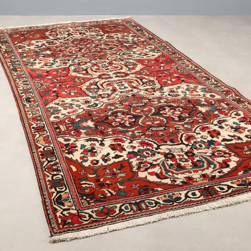 Tappeto baktiary antico - baktiary,