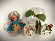 FURGA PICCOLA BAMBOLA DA COLLEZIONE "EVA NELLA MELA"