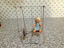 BAMBOLA IN PLASTICA CON