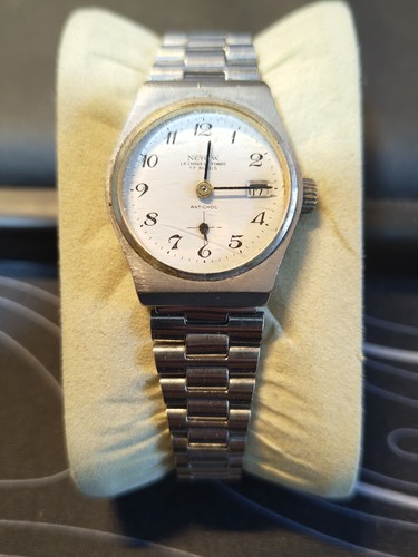 Vecchio orologio polso - vecchio,