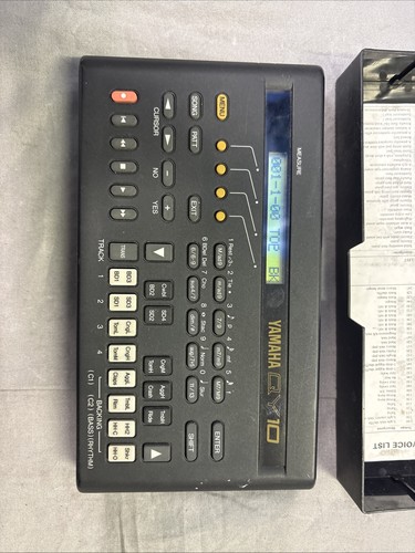Yamaha qy10 midi sequencer - yamaha,