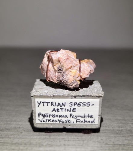 Spessartine ittriane ex - ittriane, (ex