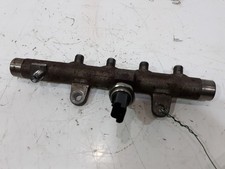 8200815617 INJECTOR RAMP /