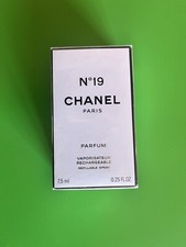 DISCONTINUED CHANEL No 19 EXTRAIT DE PARFUM VAPORISATEUR DE SAC OLD FORMULA