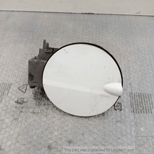 1537777 Sportello carburante