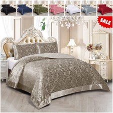 Copriletto Trapuntato Jacquard